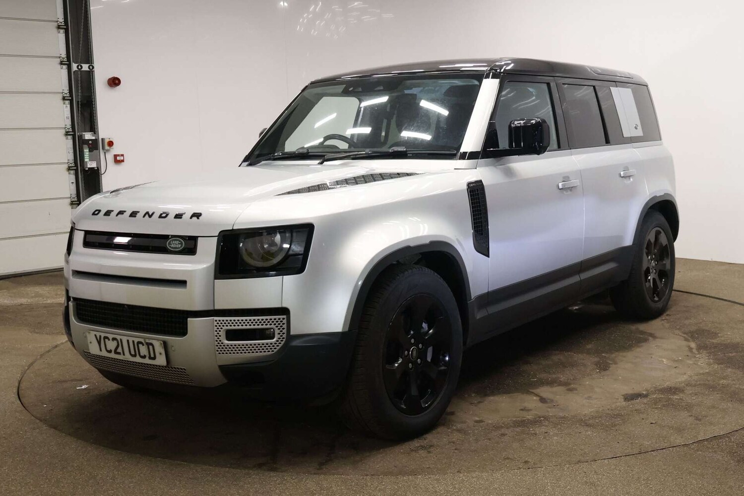 Used Land Rover Defender 2021 for sale - 77508813: Photo 19