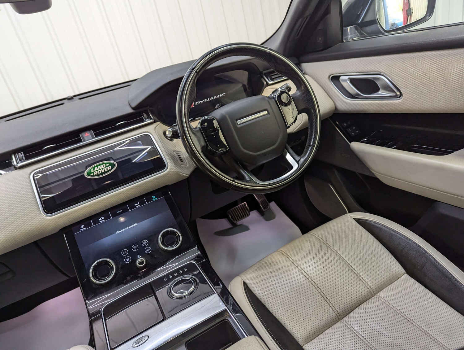 Used Land Rover Range Rover Velar 2018 for sale - 76278496: Photo 48