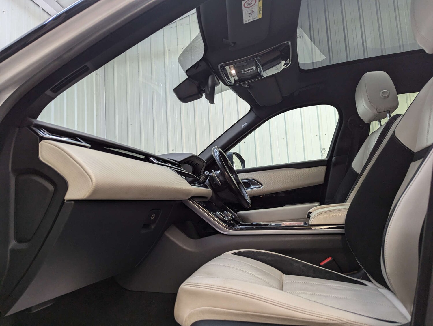 Used Land Rover Range Rover Velar 2018 for sale - 76278496: Photo 56