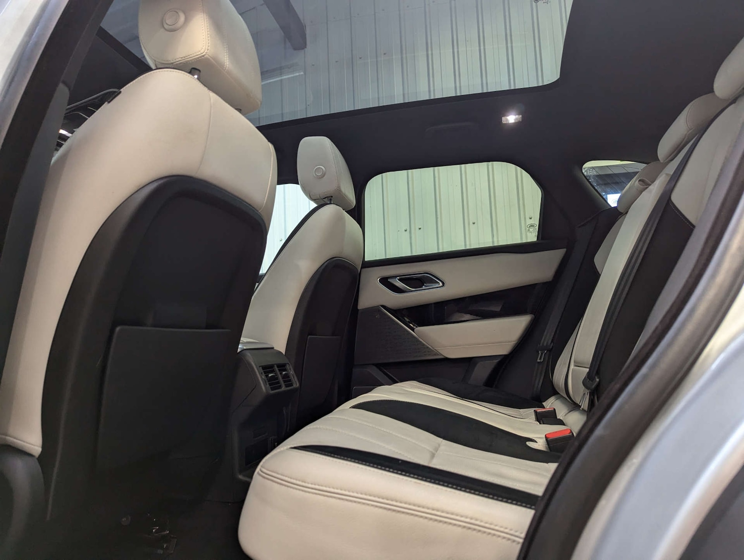 Used Land Rover Range Rover Velar 2018 for sale - 76278496: Photo 67