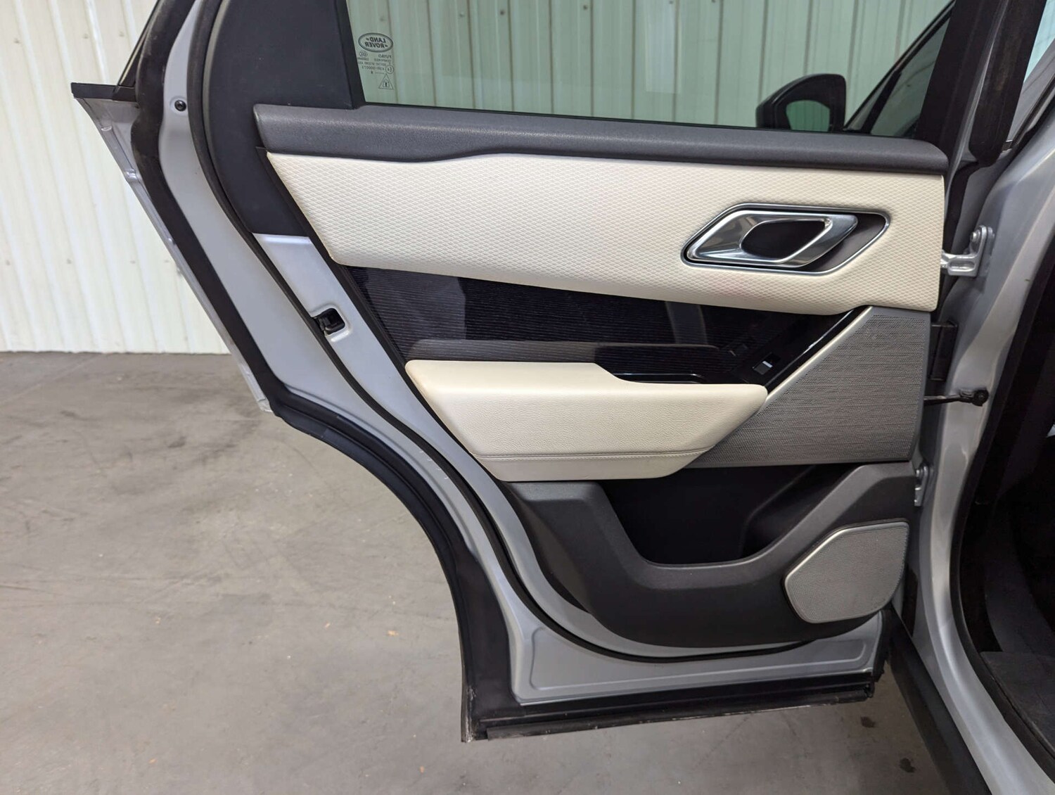 Used Land Rover Range Rover Velar 2018 for sale - 76278496: Photo 70