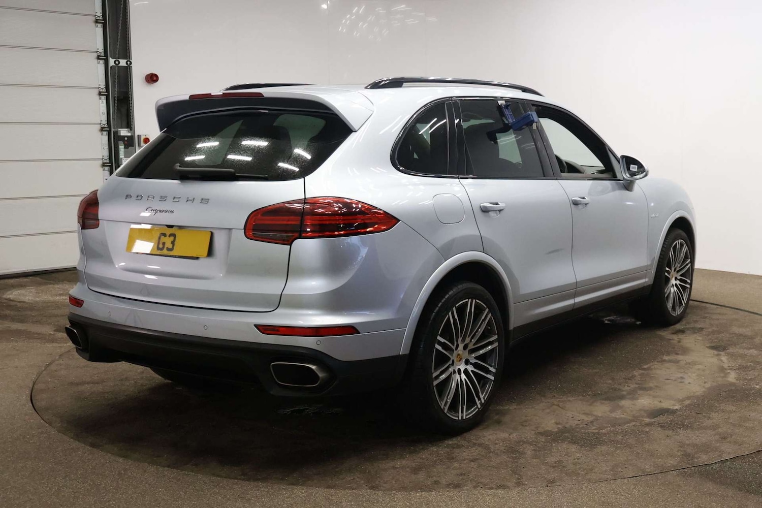 Used Porsche Cayenne 2016 for sale - 77548541: Photo 11