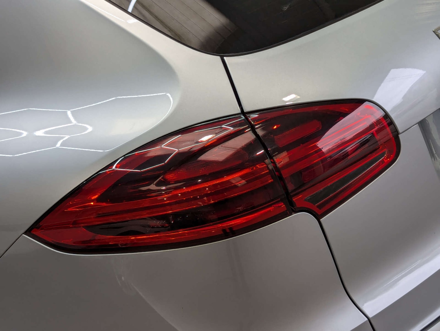 Used Porsche Cayenne 2016 for sale - 77548541: Photo 41