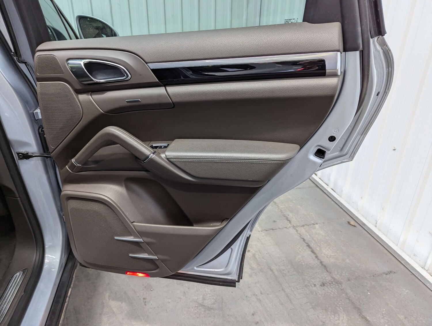 Used Porsche Cayenne 2016 for sale - 77548541: Photo 64