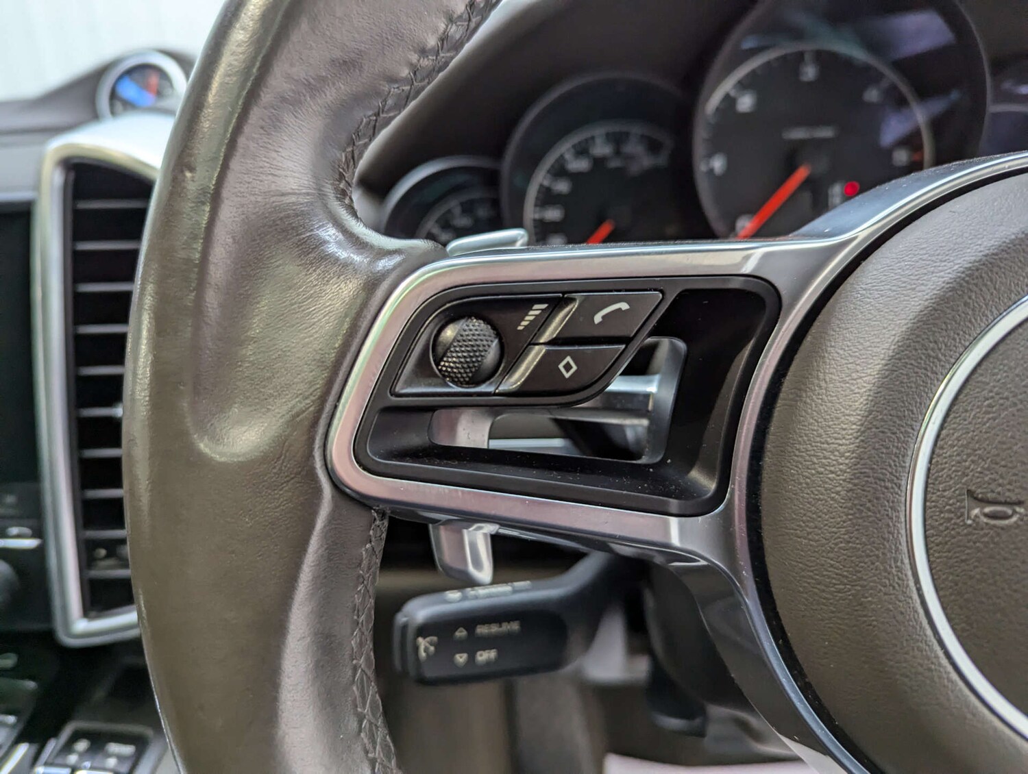 Used Porsche Cayenne 2016 for sale - 77548541: Photo 73