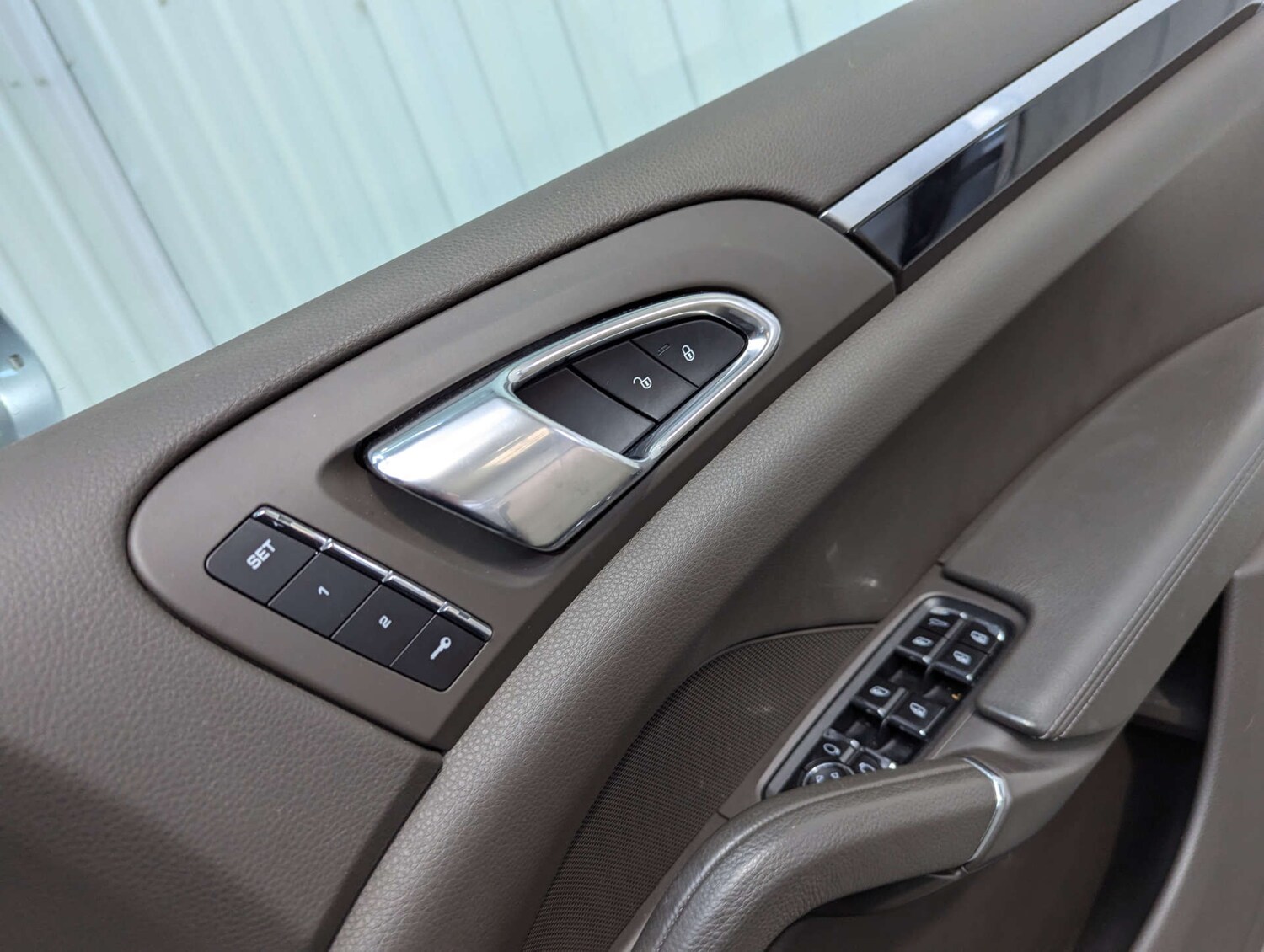 Used Porsche Cayenne 2016 for sale - 77548541: Photo 79