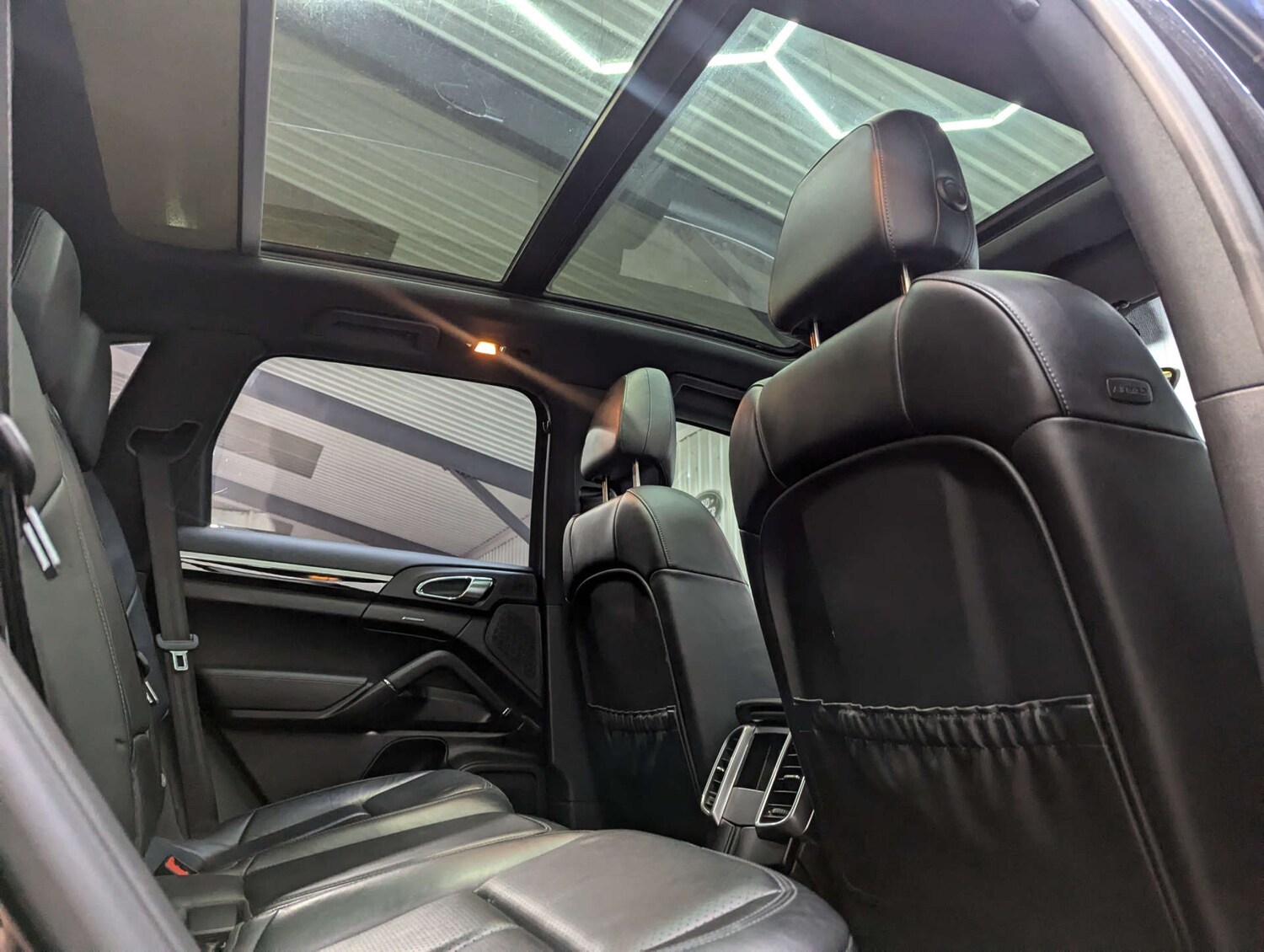 Used Porsche Cayenne 2013 for sale - 76670471: Photo 61