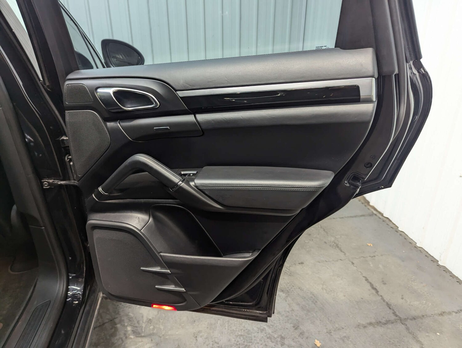 Used Porsche Cayenne 2013 for sale - 76670471: Photo 65