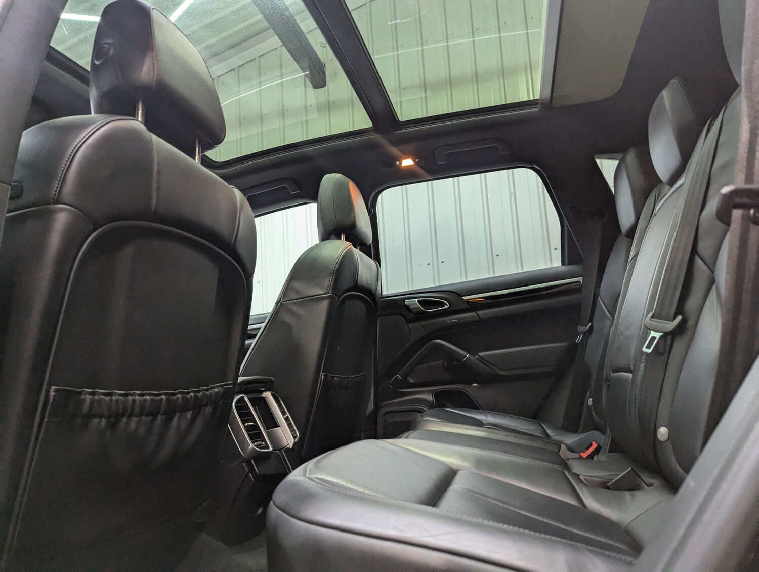 Used Porsche Cayenne 2013 for sale - 76670471: Photo 67