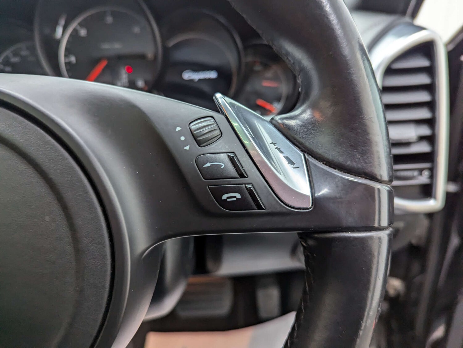 Used Porsche Cayenne 2013 for sale - 76670471: Photo 76