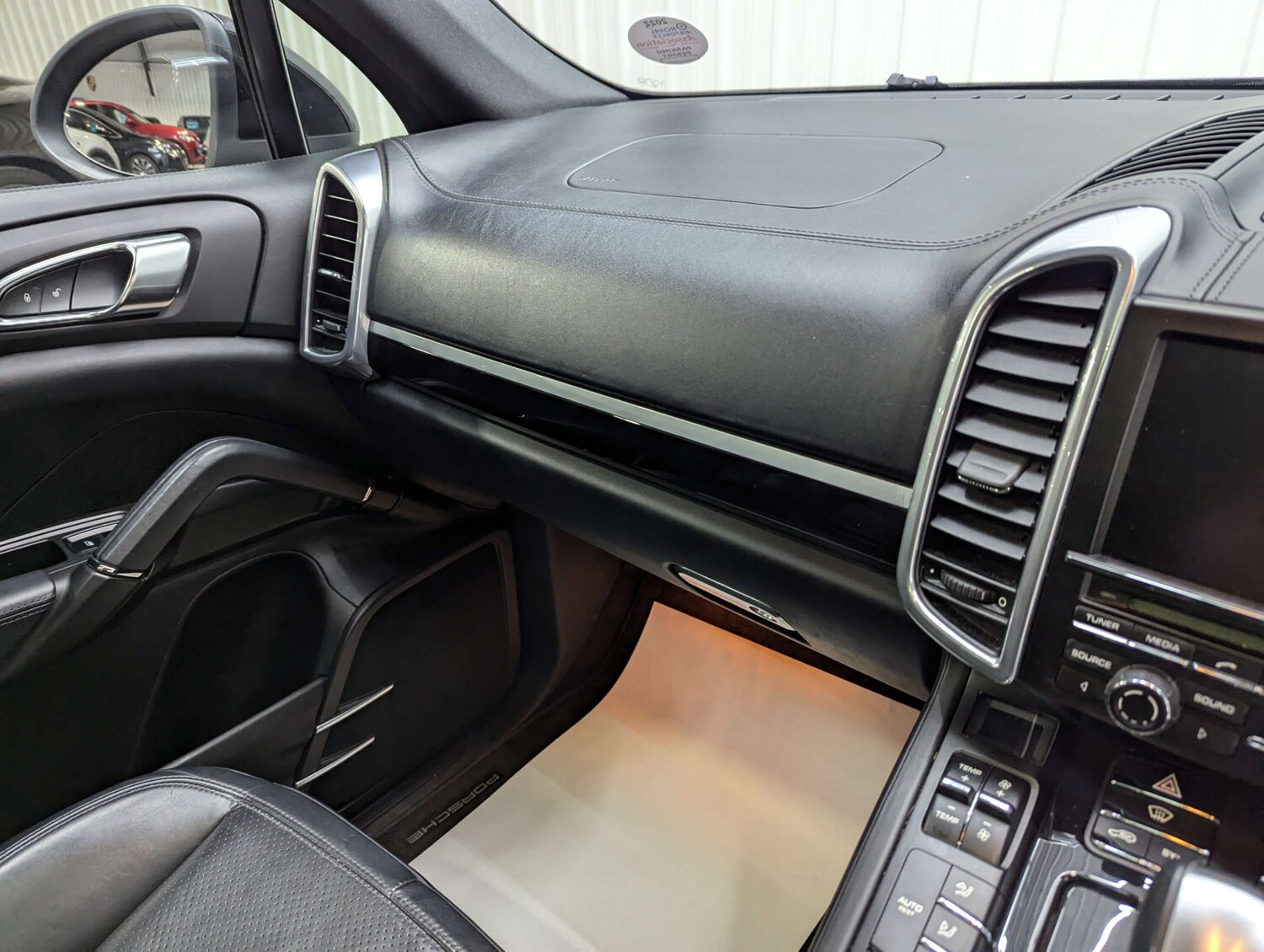 Used Porsche Cayenne 2013 for sale - 76670471: Photo 91