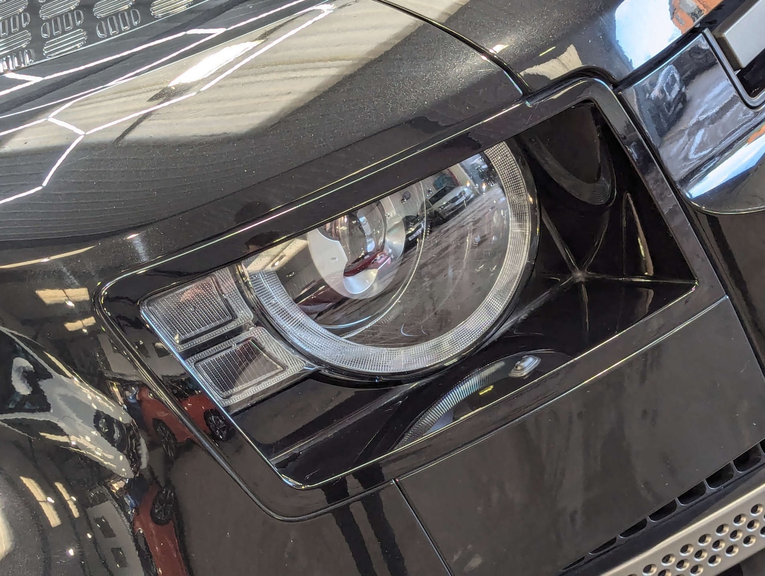 Used Land Rover Defender 2021 for sale - 76322853: Photo 27