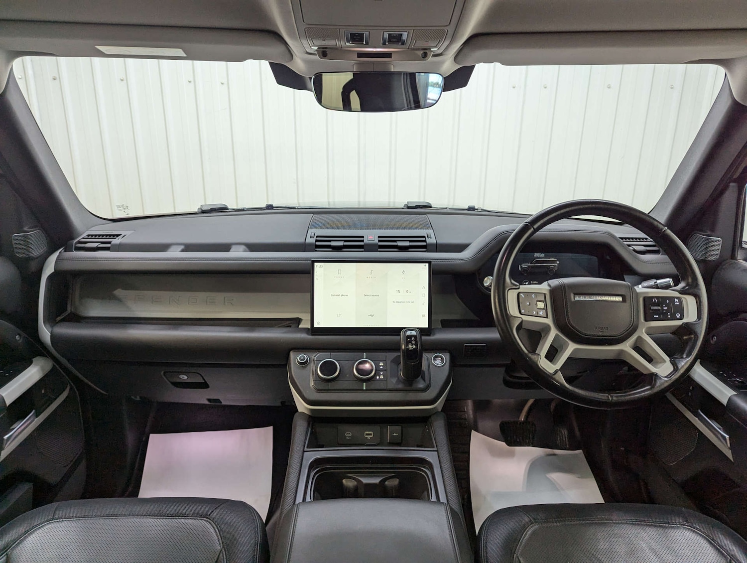 Used Land Rover Defender 2021 for sale - 76322853: Photo 45