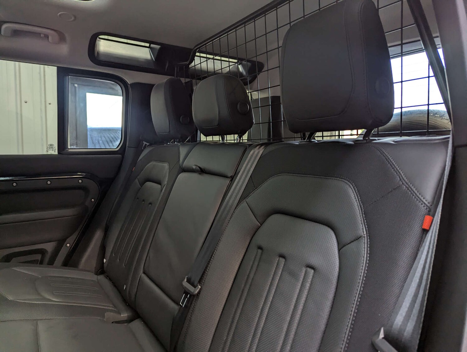 Used Land Rover Defender 2021 for sale - 76322853: Photo 67