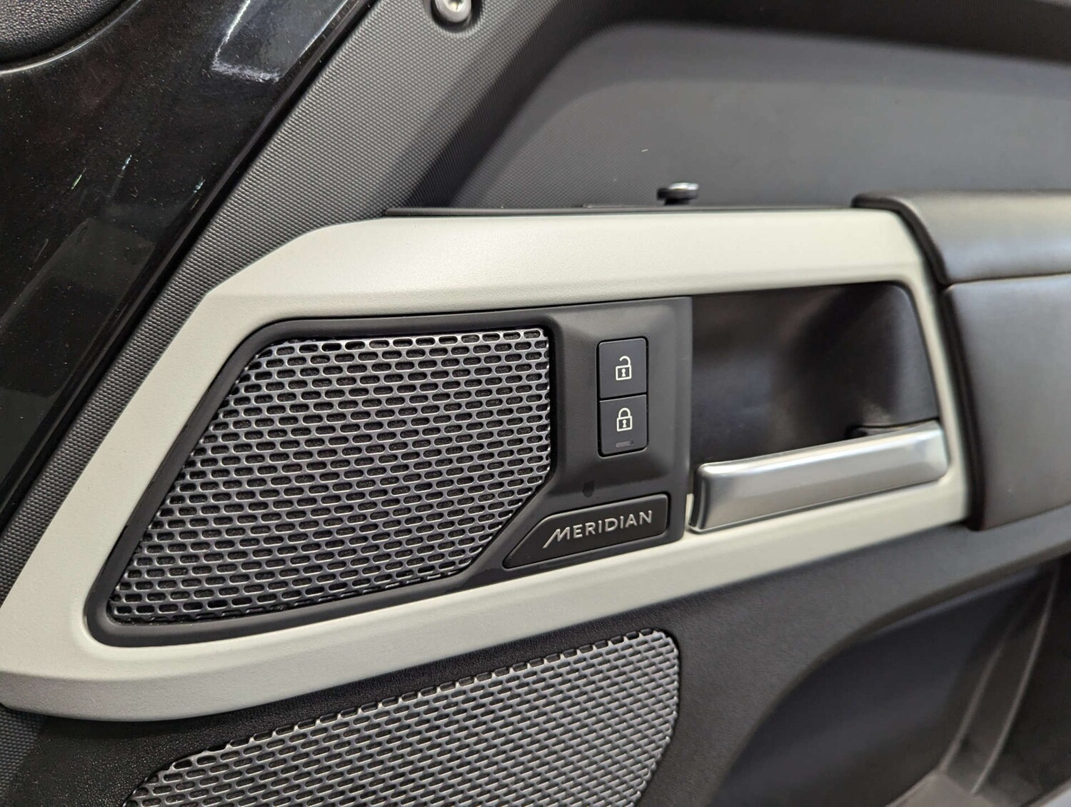 Used Land Rover Defender 2021 for sale - 76322853: Photo 78