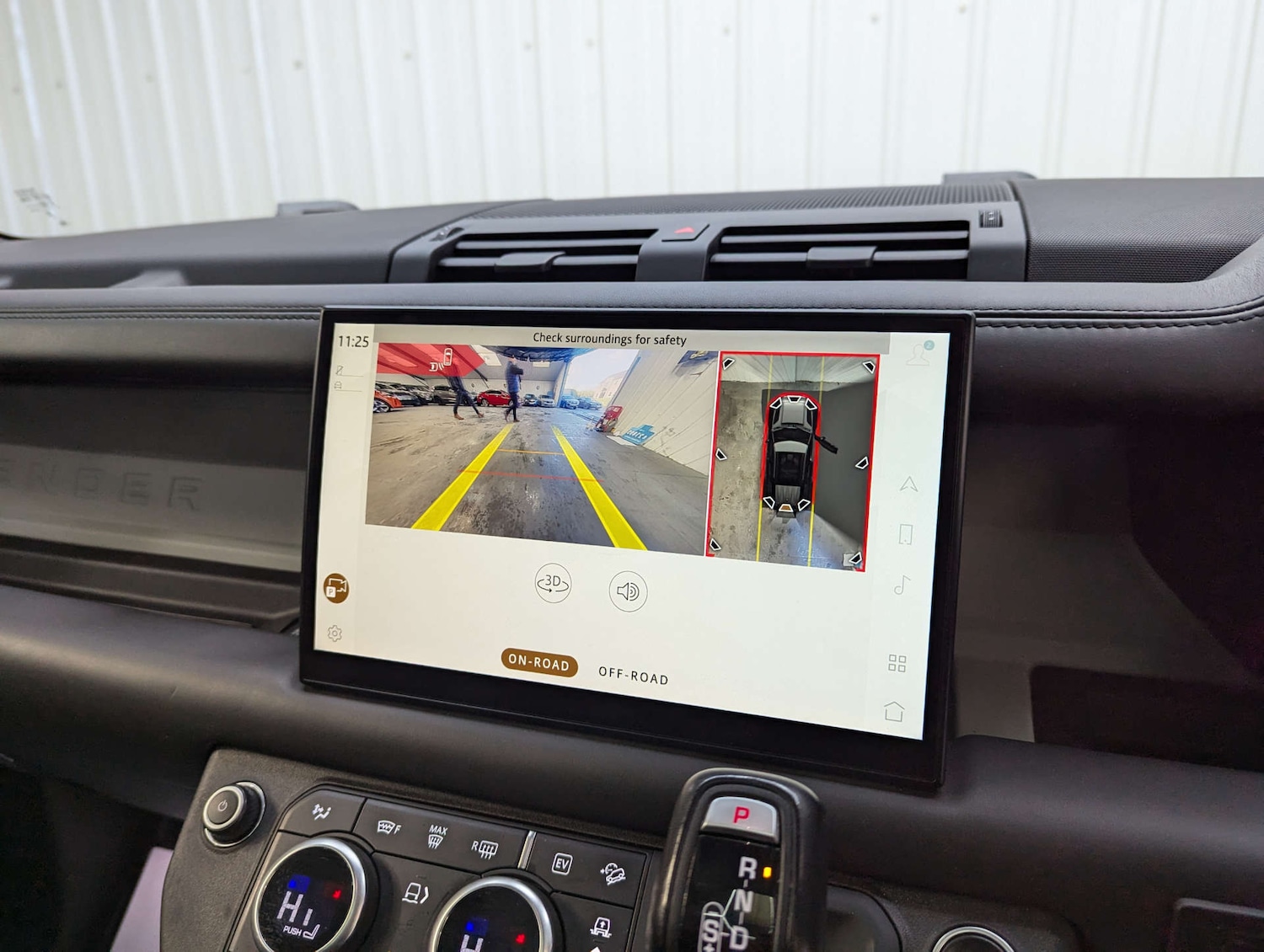 Used Land Rover Defender 2021 for sale - 76322853: Photo 82