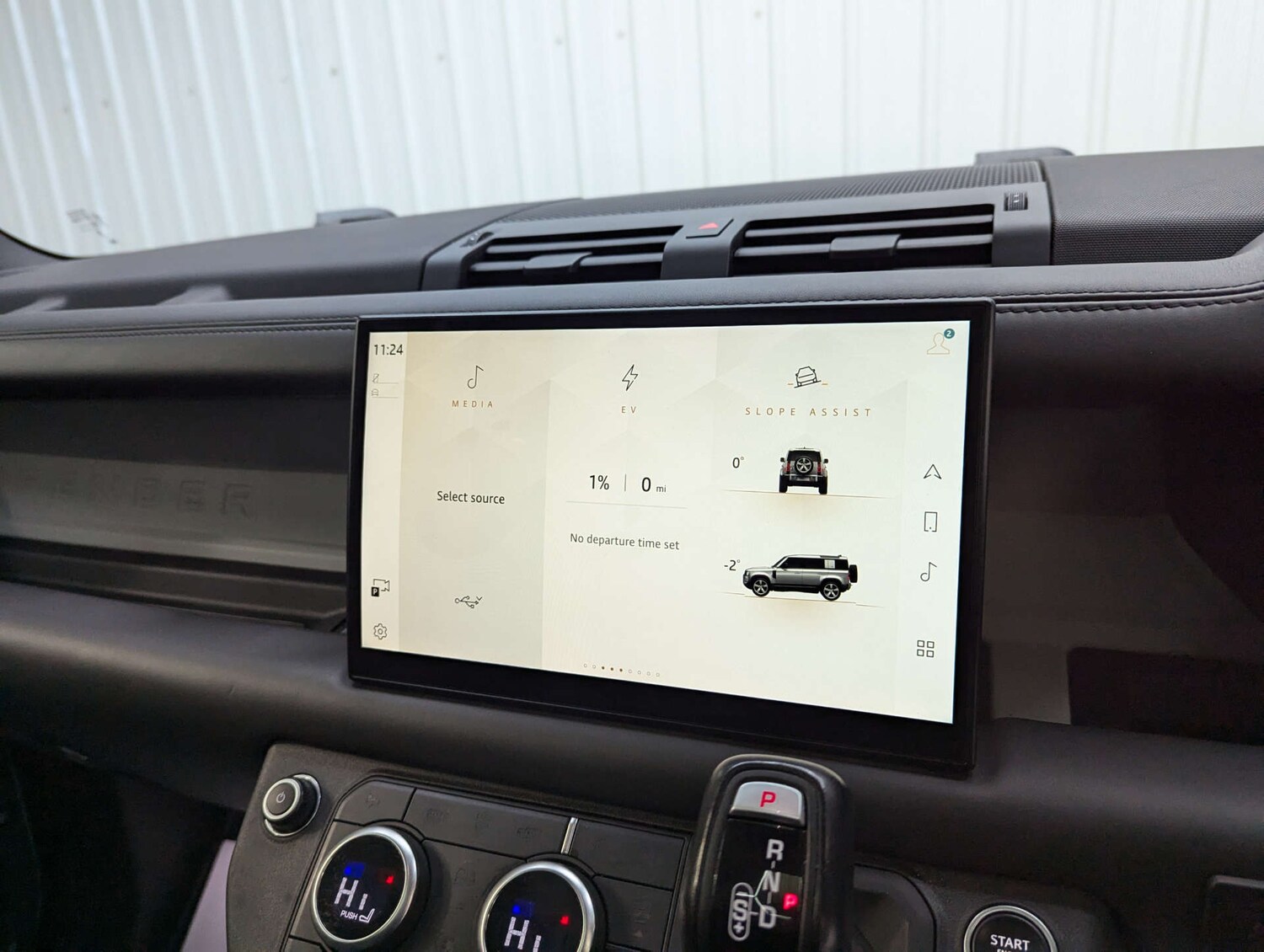 Used Land Rover Defender 2021 for sale - 76322853: Photo 85