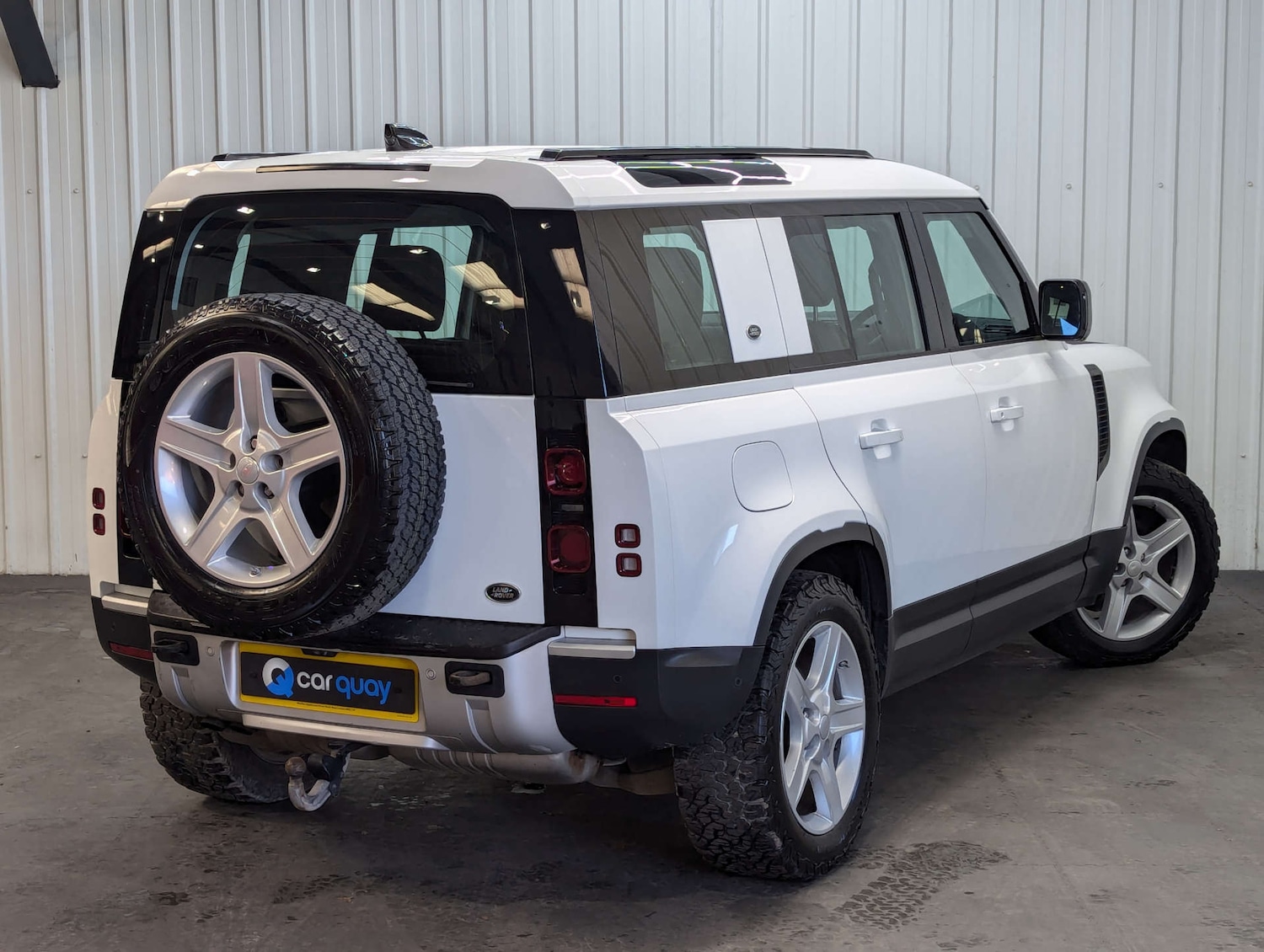 Used Land Rover Defender 2020 for sale - 77920608: Photo 11