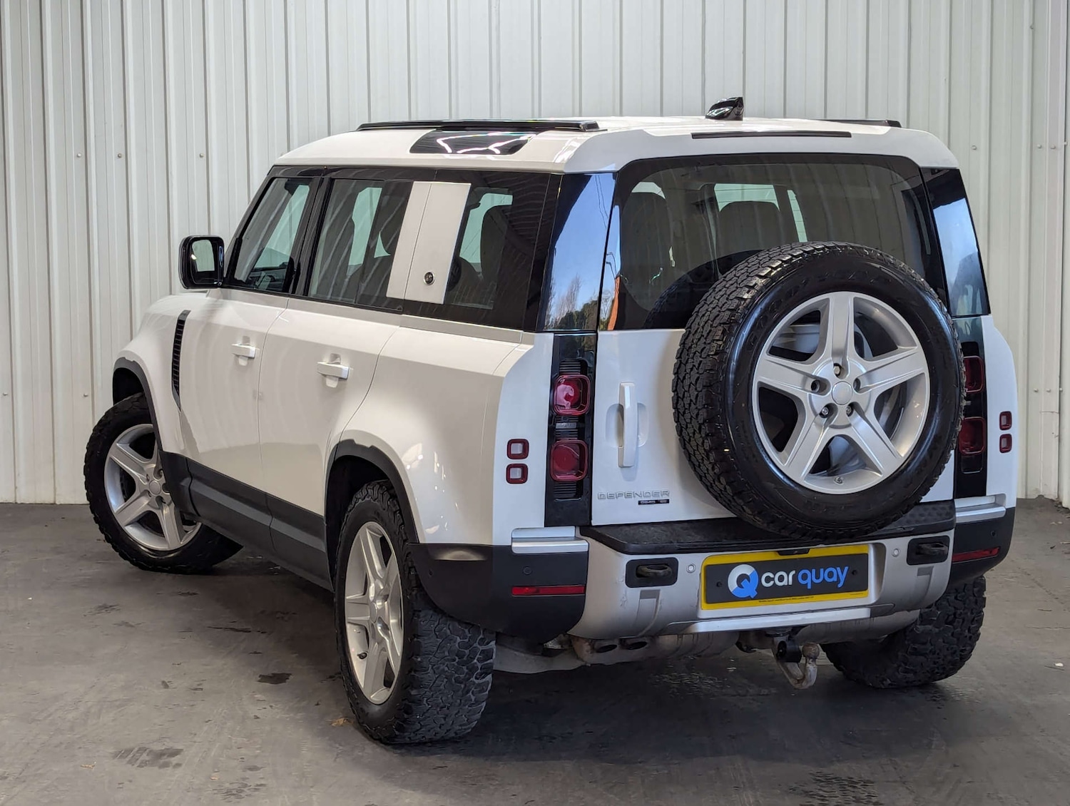 Used Land Rover Defender 2020 for sale - 77920608: Photo 13