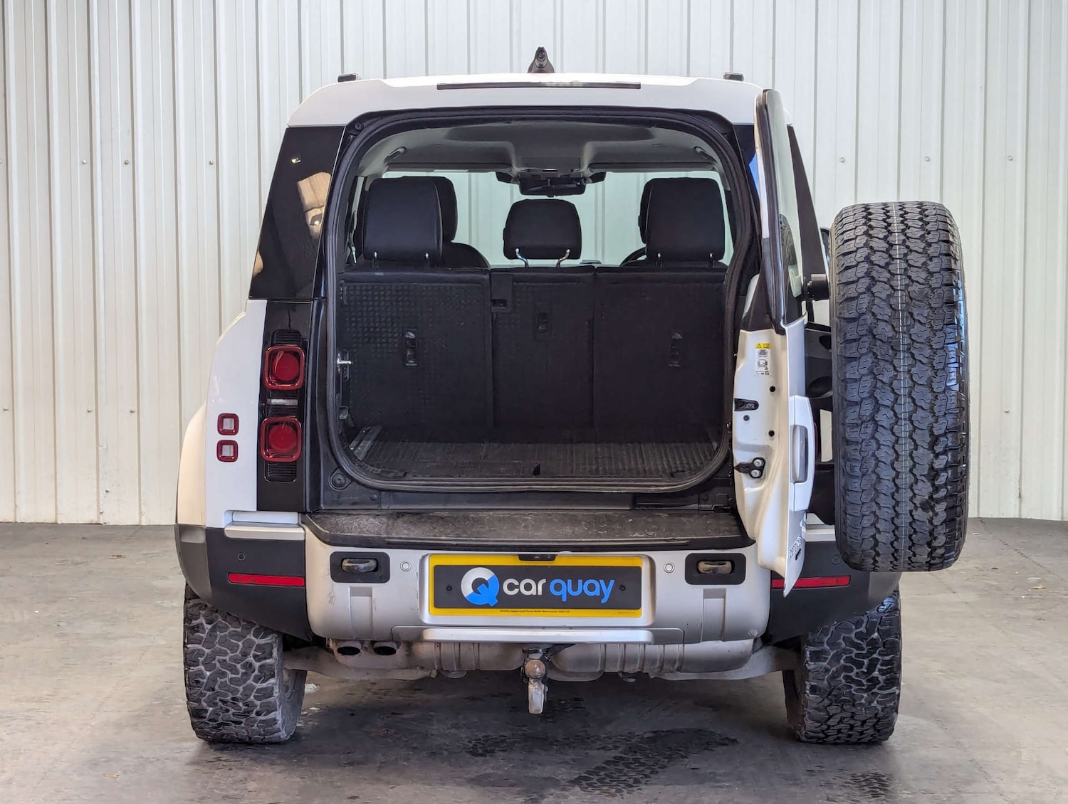 Used Land Rover Defender 2020 for sale - 77920608: Photo 44