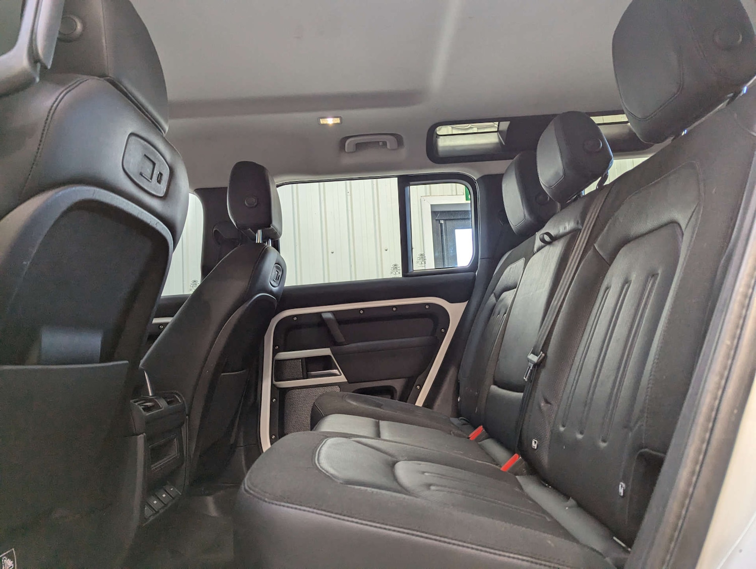 Used Land Rover Defender 2020 for sale - 77920608: Photo 68