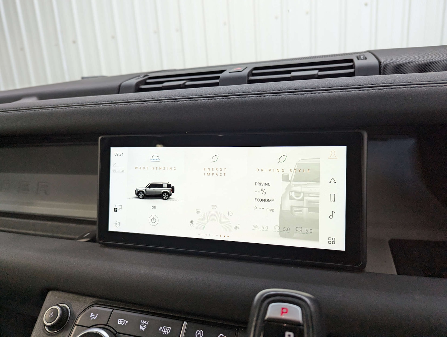 Used Land Rover Defender 2020 for sale - 77920608: Photo 92