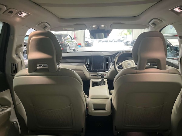 Used Volvo XC60 2017 for sale - 76268752: Photo 11