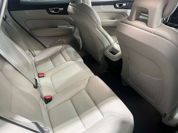 Used Volvo XC60 2017 for sale - 76268752: Photo 17
