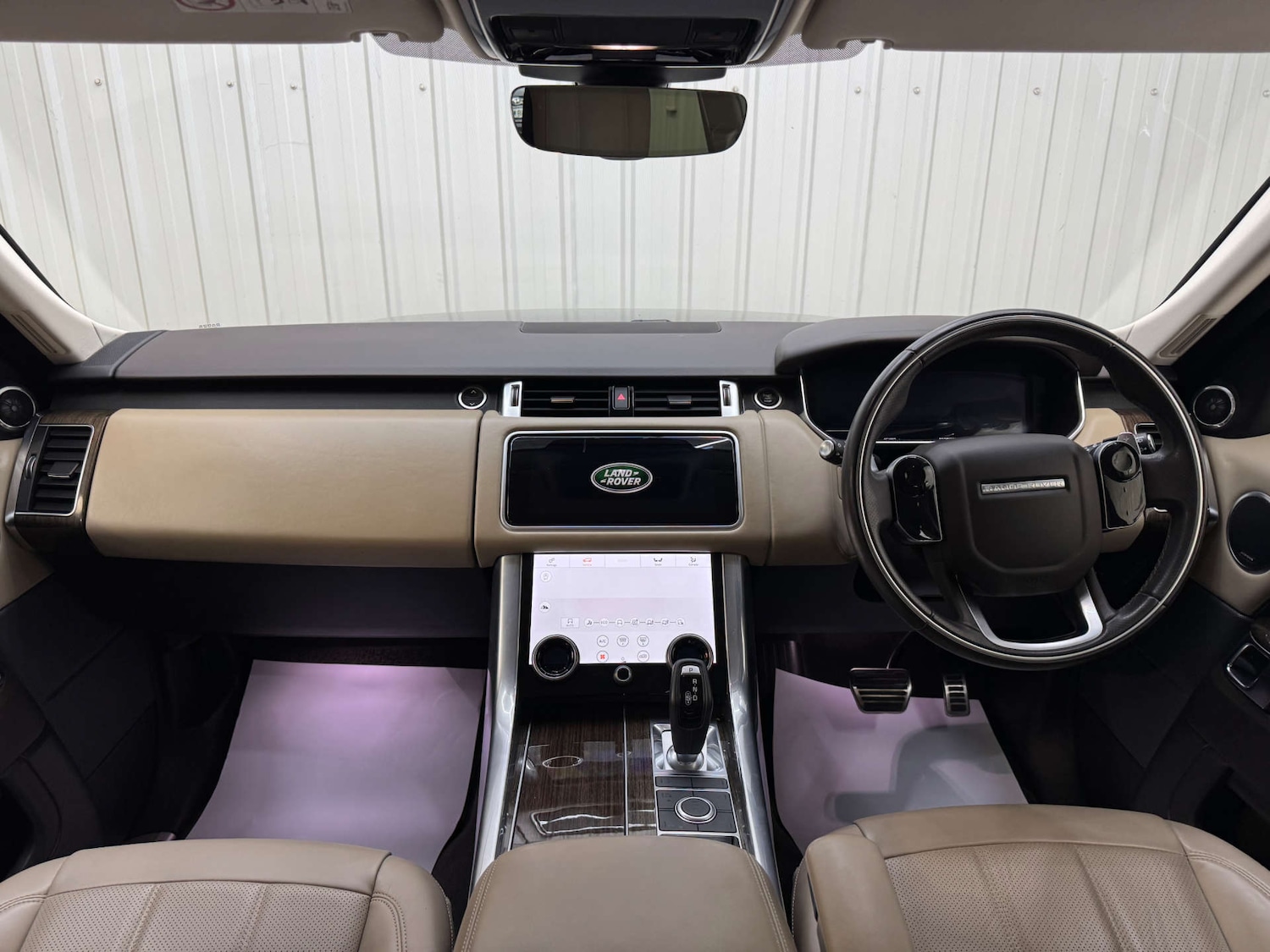 Used Land Rover Range Rover Sport 2018 for sale - 76698039: Photo 2