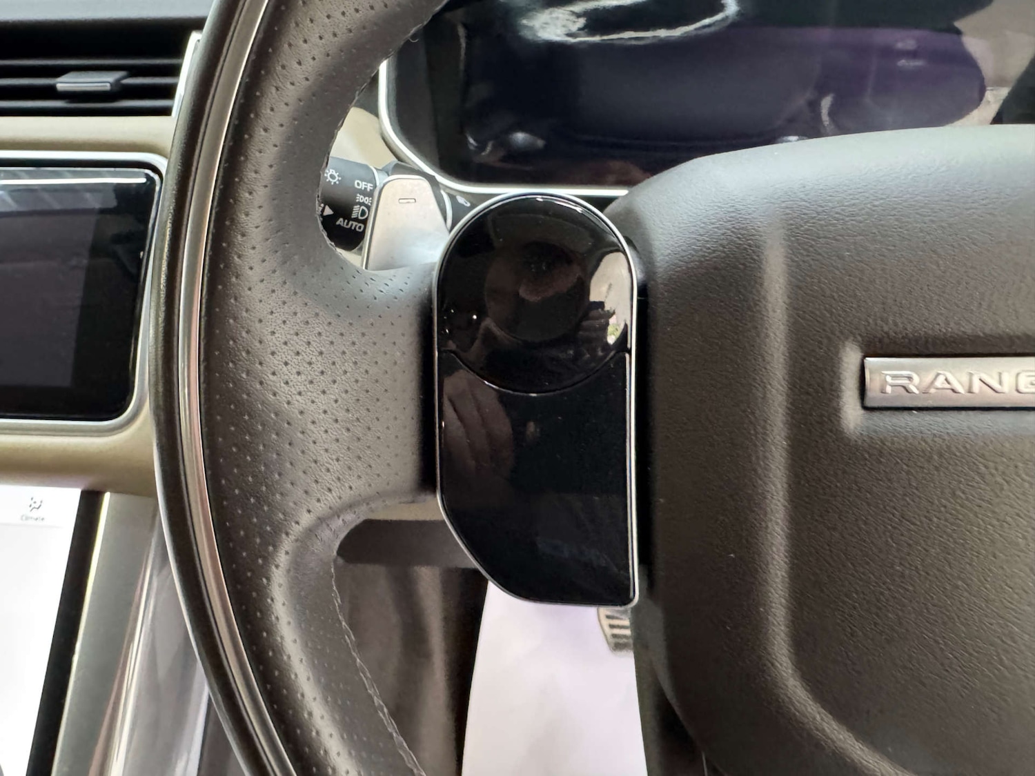 Used Land Rover Range Rover Sport 2018 for sale - 76698039: Photo 71