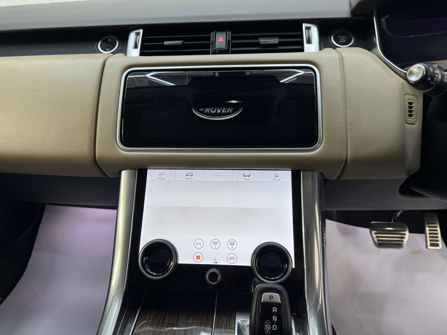 Used Land Rover Range Rover Sport 2018 for sale - 76698039: Photo 81