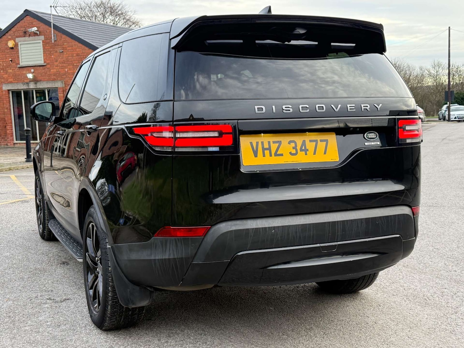 Used Land Rover Discovery 2017 for sale - 76713372: Photo 13