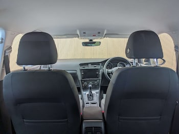 Used Volkswagen Golf 2019 for sale - 78914310: Photo