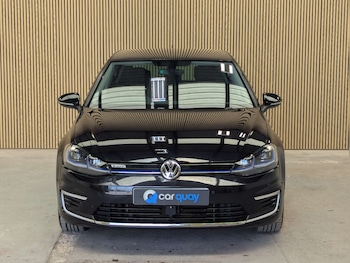 Used Volkswagen Golf 2019 for sale - 78914310: Photo