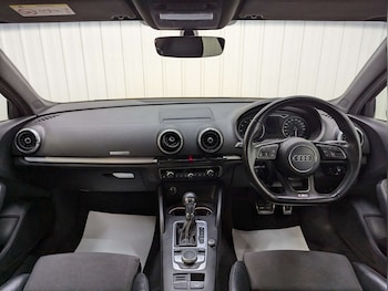 Used Audi A3 2017 for sale - 76005295: Photo