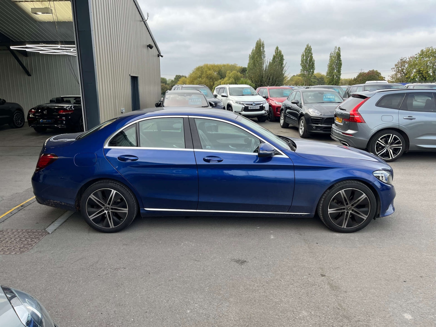 Used Mercedes-Benz C Class 2020 for sale - 76363733: Photo 7