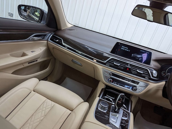 Used BMW 7 Series 2017 for sale - 76278185: Photo 39
