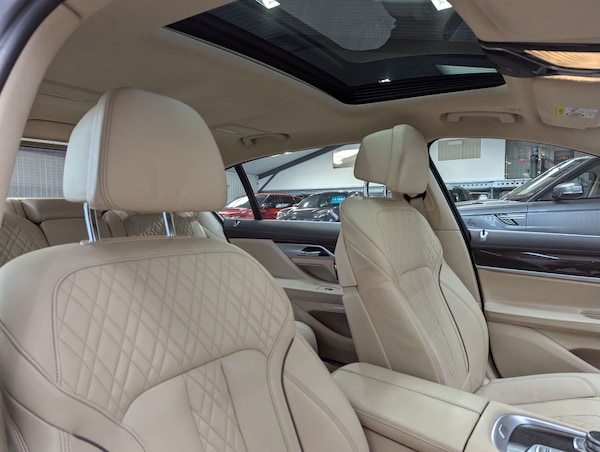 Used BMW 7 Series 2017 for sale - 76278185: Photo 44
