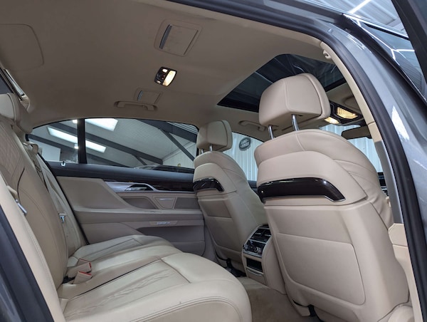 Used BMW 7 Series 2017 for sale - 76278185: Photo 54