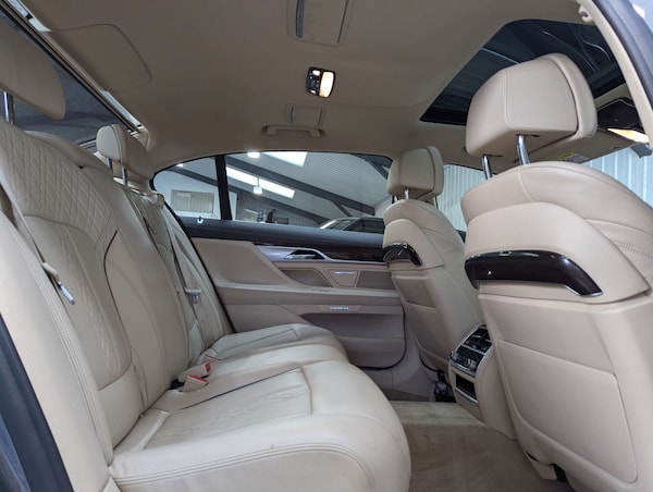 Used BMW 7 Series 2017 for sale - 76278185: Photo 57