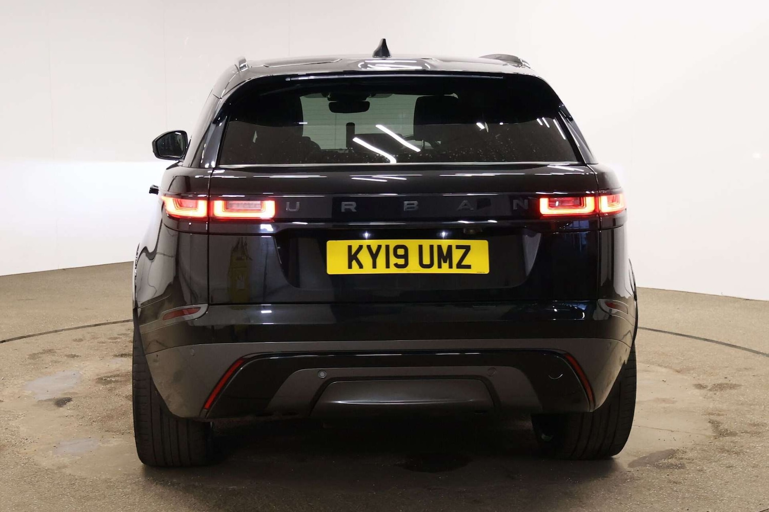 Used Land Rover Range Rover Velar 2019 for sale - 76979289: Photo 16