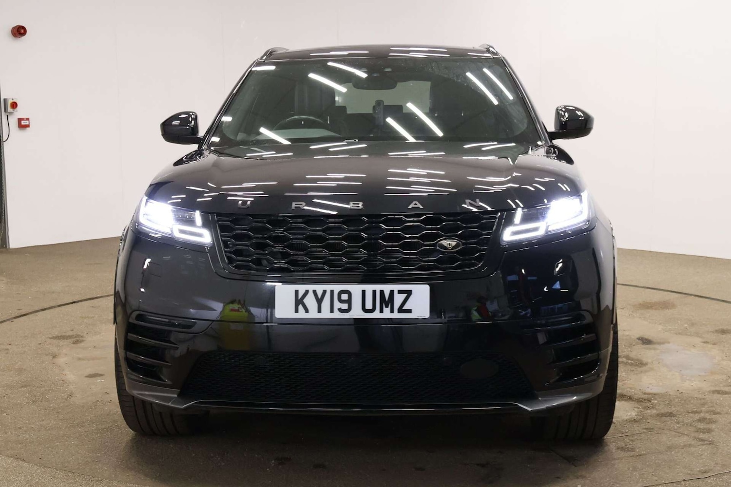 Used Land Rover Range Rover Velar 2019 for sale - 76979289: Photo 21