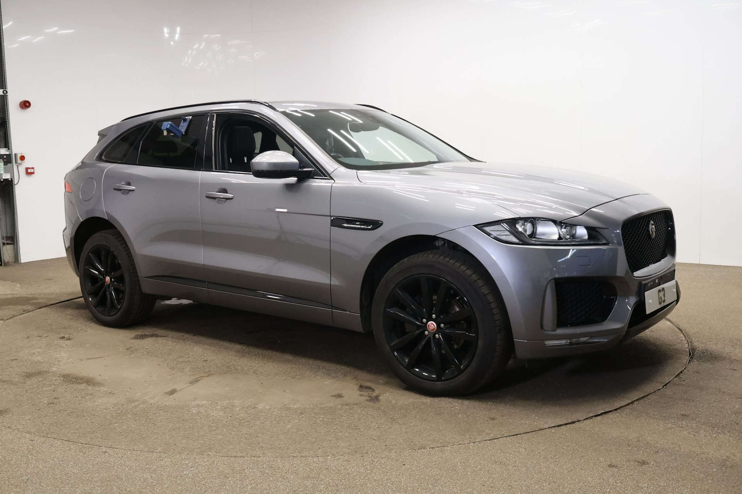 Used Jaguar F-Pace 2020 for sale - 77655667: Photo 1