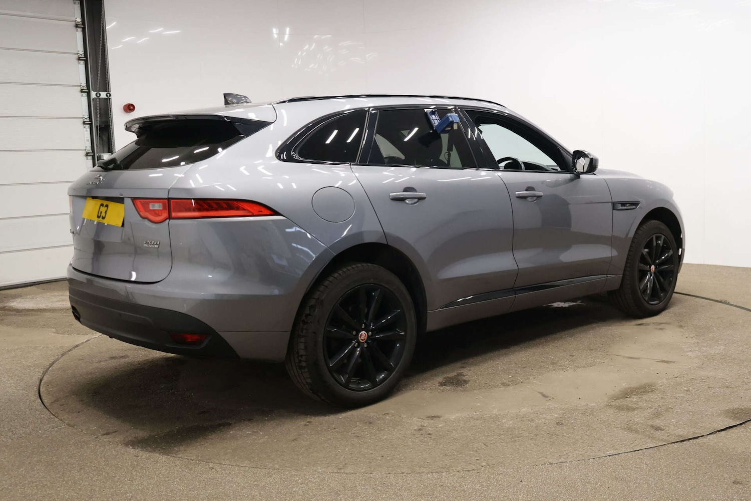 Used Jaguar F-Pace 2020 for sale - 77655667: Photo 9