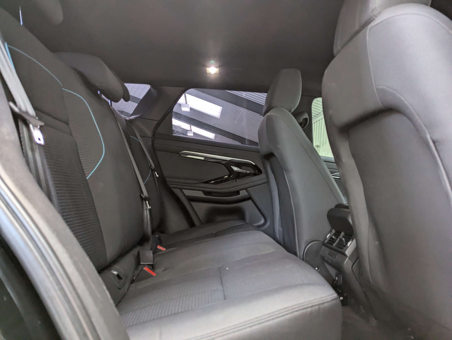 Used Land Rover Range Rover Evoque 2019 for sale - 76600548: Photo 64