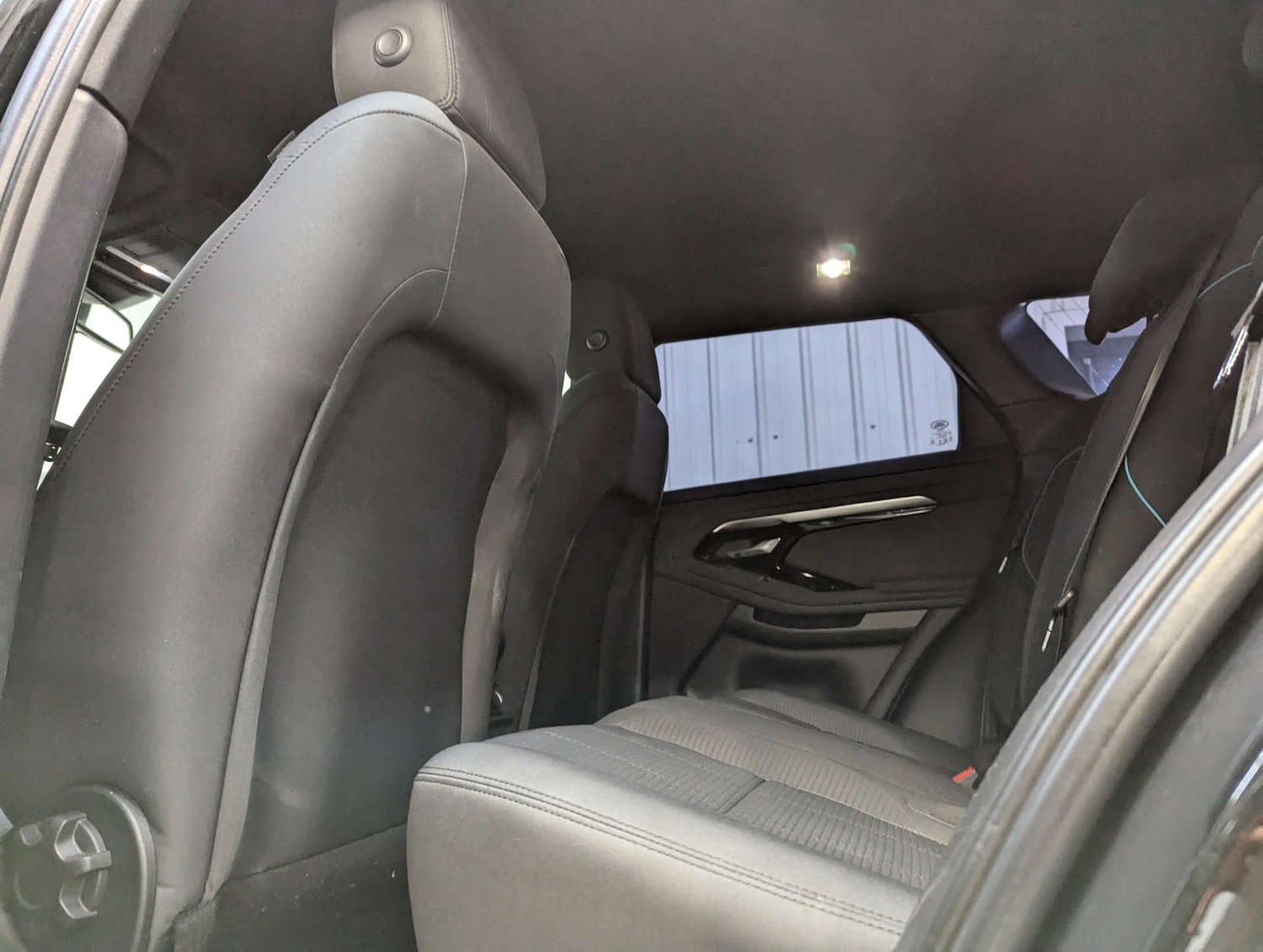 Used Land Rover Range Rover Evoque 2019 for sale - 76600548: Photo 67