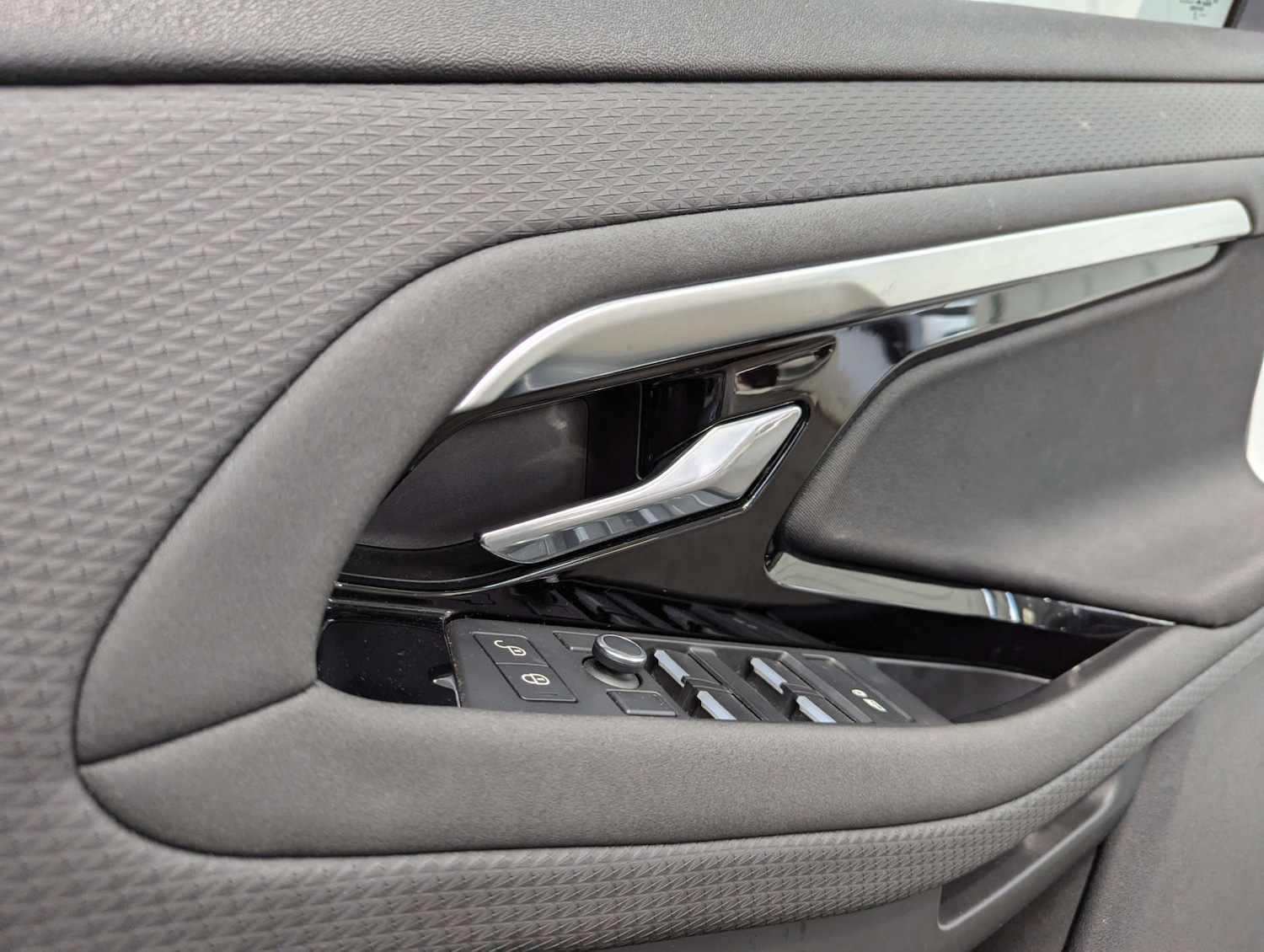 Used Land Rover Range Rover Evoque 2019 for sale - 76600548: Photo 79