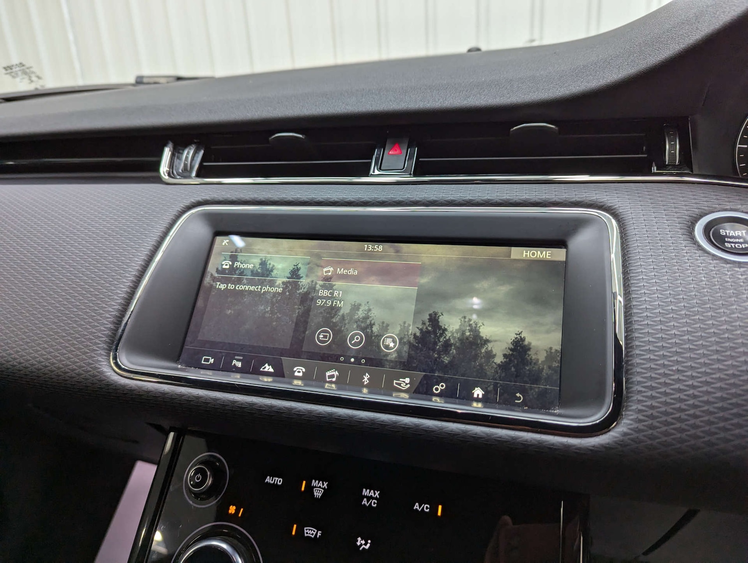 Used Land Rover Range Rover Evoque 2019 for sale - 76600548: Photo 84