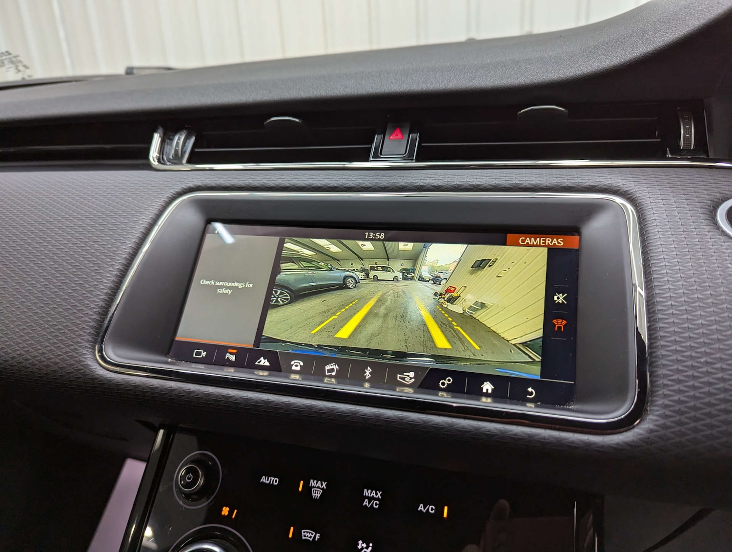 Used Land Rover Range Rover Evoque 2019 for sale - 76600548: Photo 86