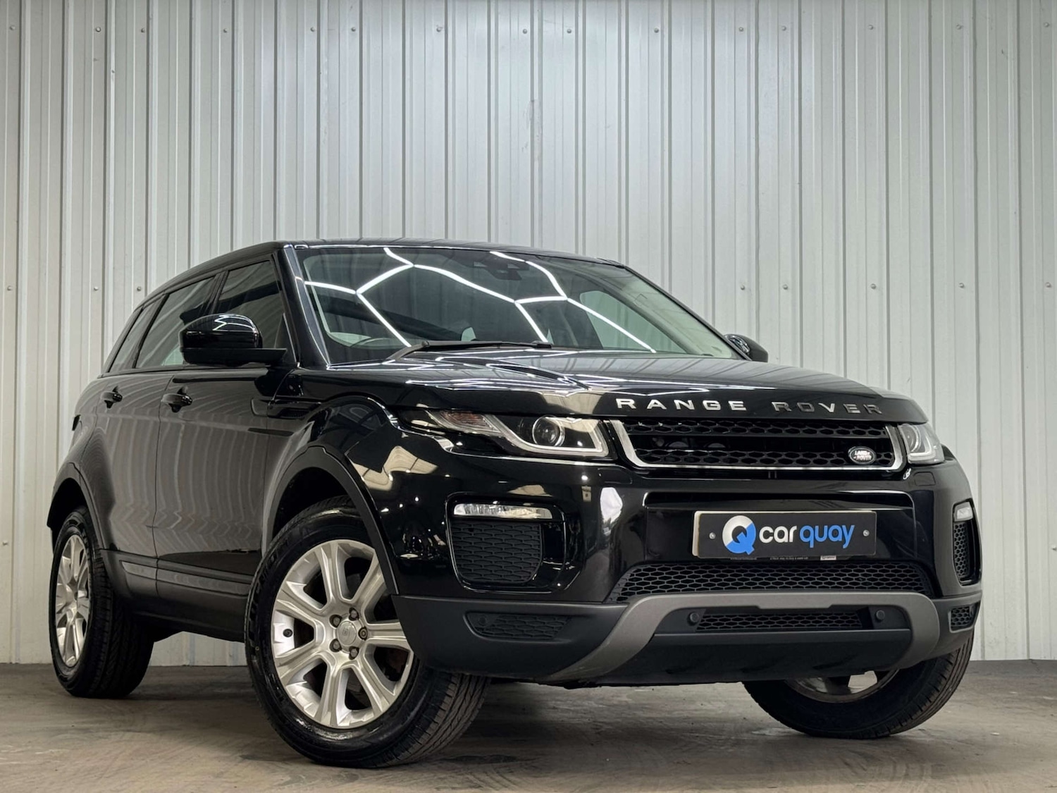 Used Land Rover Range Rover Evoque 2017 for sale - 77403469: Photo 4